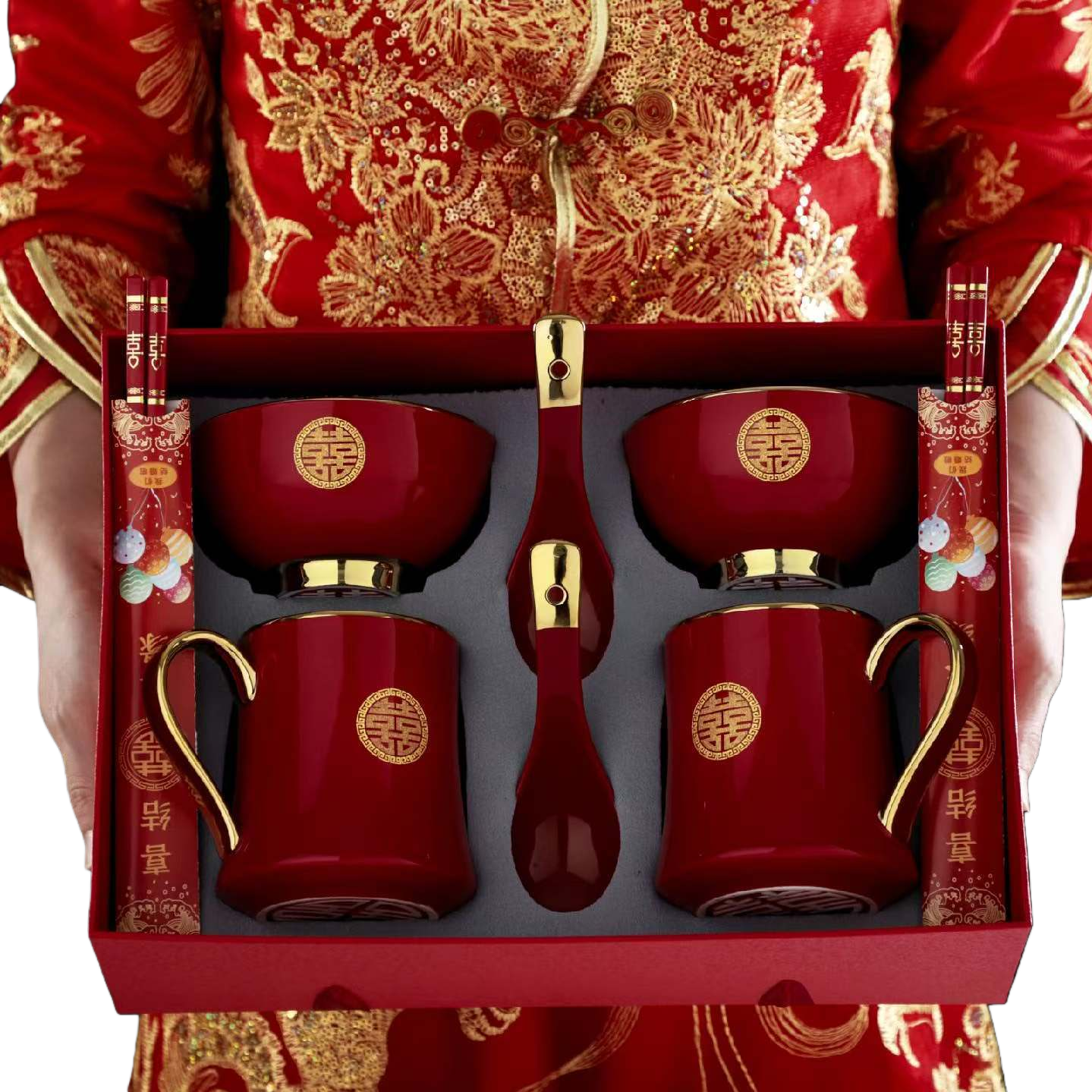 علبة هدايا الزفاف الأحمر، وعاء مزدوج من المقوشة من أجل لقمة الزفاف Item Picture