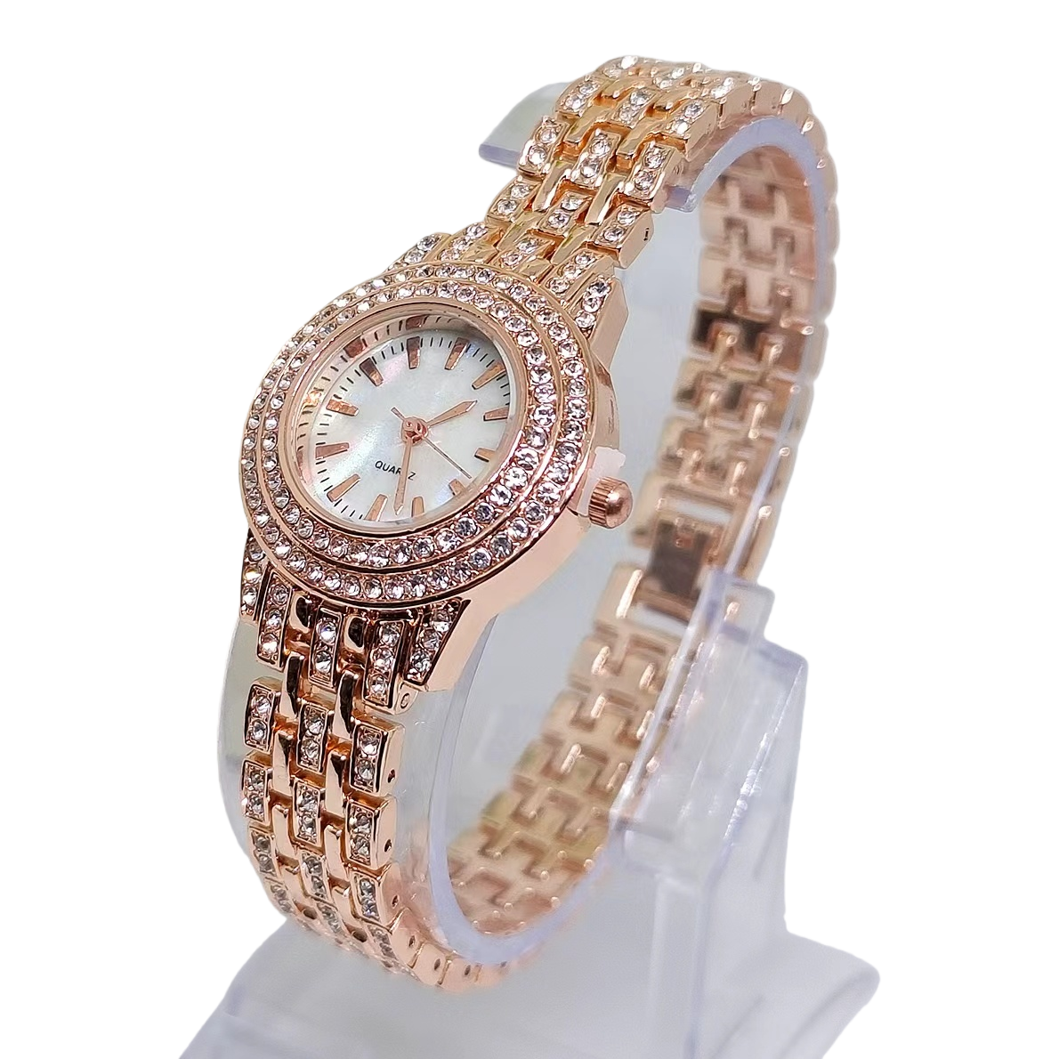 A rose gold diamond-encrusted ladies' watch is fashionable, light luxury, simple and versatile Item Picture