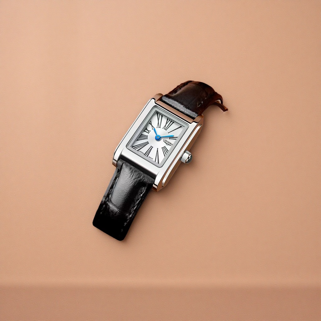 Silver case, black leather strap, square quartz watch for men, simple and fashionable Application Scenario