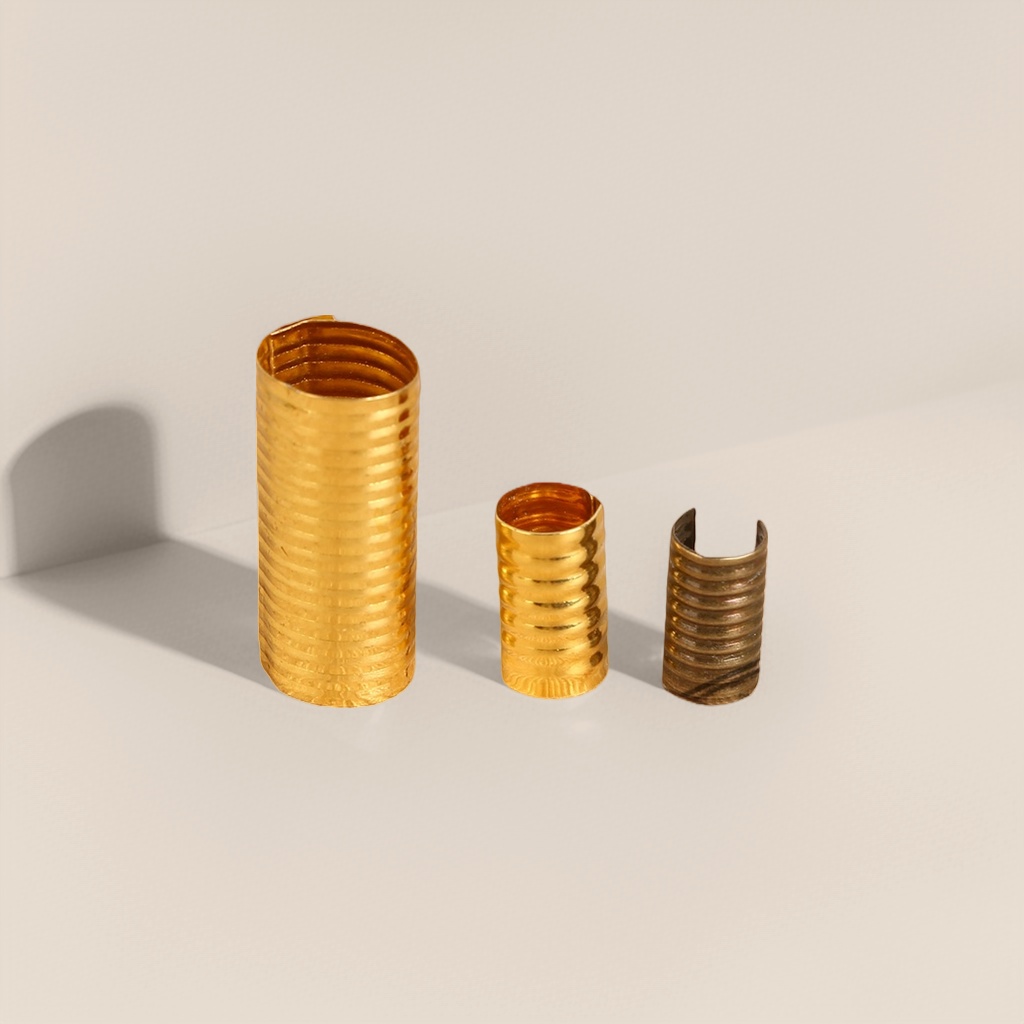 Golden spiral-patterned copper vest buckle, ribbon buckle, flat wire buckle, leather rope buckle details Picture