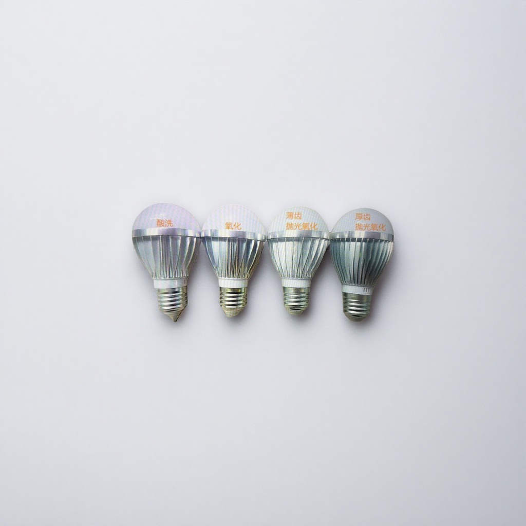 Four white bulb lamps are placed side by side, with thin and thick teeth polished and oxidized metal screw mouths Application Scenario