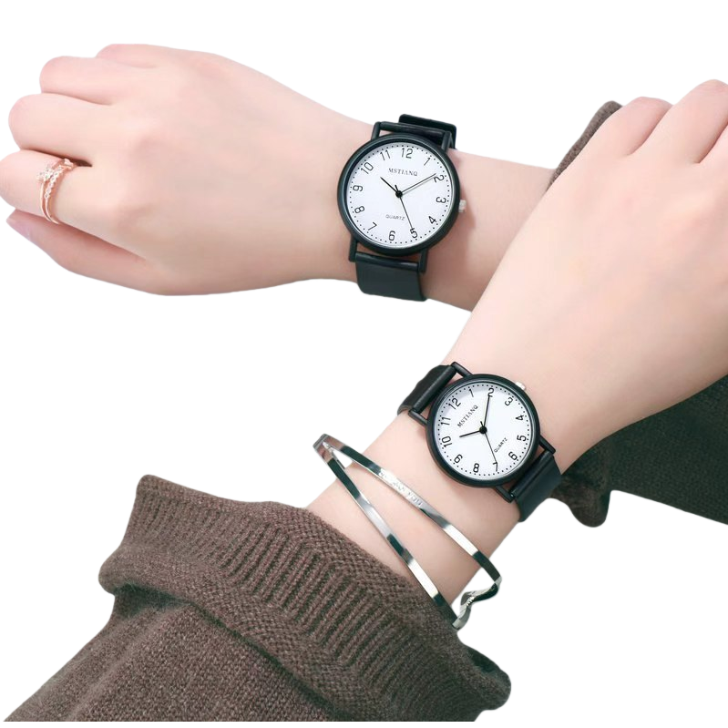 ساعة سوداء مع لوحة بيضاء Item Picture