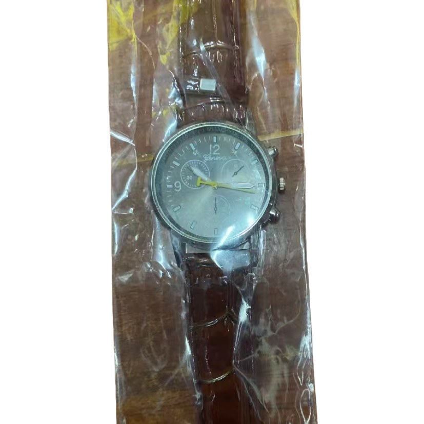 ساعة الساعة البنية عبارة عن ساعة أزياء بسيطة Item Picture