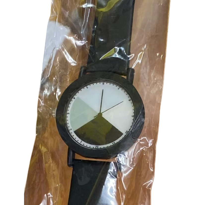 ساعة سوداء، وقلعة معدنية، كرتون معدنية Item Picture