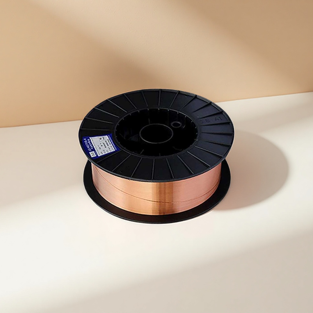 The black wire reel rolls copper-colored welding wire, which is a special copper-clad steel welding wire for electric welding and can withstand high temperatures details Picture