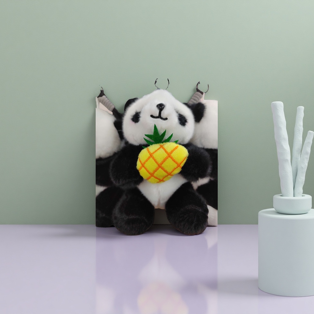 黑白熊猫抱黄色菠萝毛绒玩偶可爱家居装饰摆件产品图