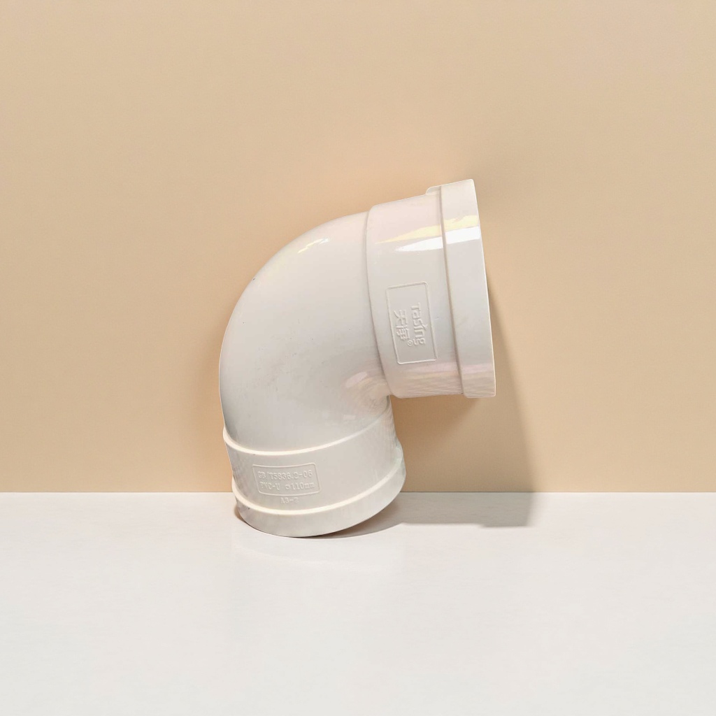 White PVC elbow pipe fittings, 90-degree socket drainage pipe fittings, specially designed for home decoration and water and electricity renovation Application Scenario