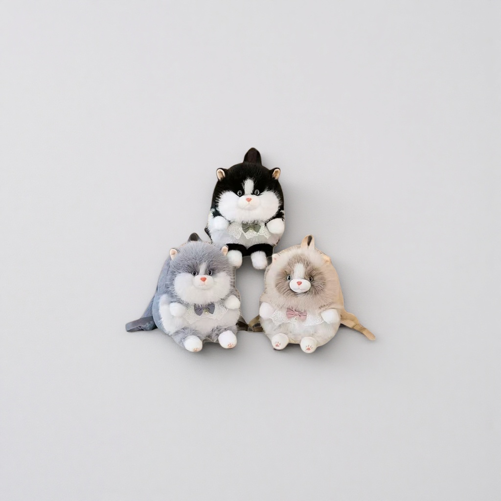 Three plush cat-shaped backpacks are cute, soft and adorable. They are light and fashionable backpacks for students' commuting Application Scenario