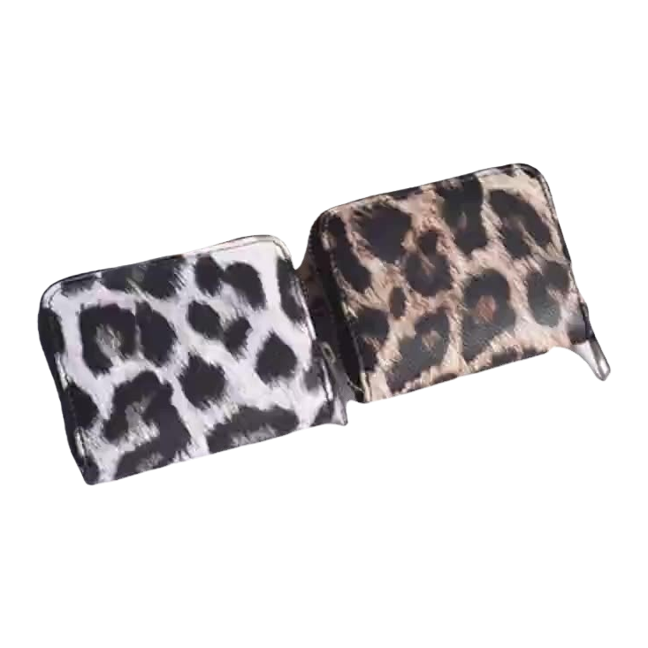 The leopard print women's leather short wallet is small, light, fashionable and versatile Item Picture