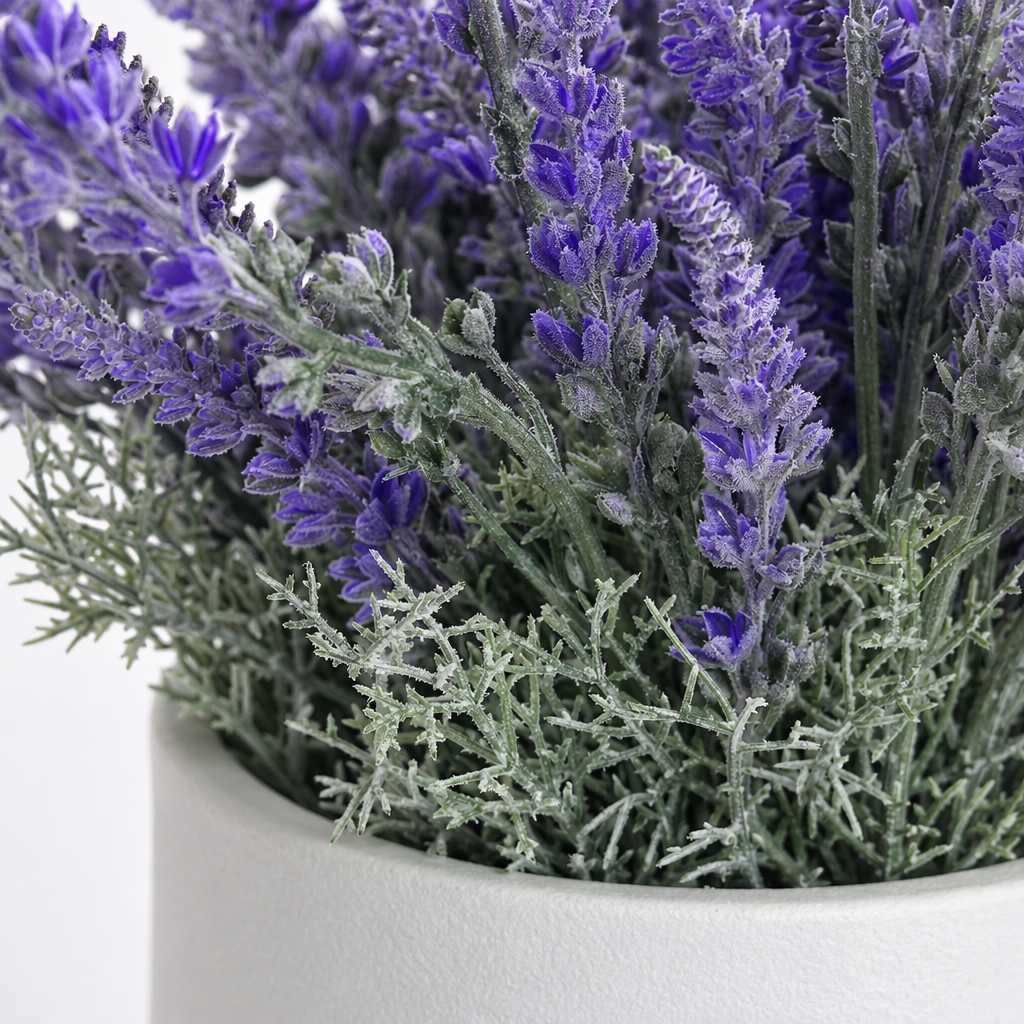 Purple lavender dried flower bouquet for wedding home decoration romantic atmosphere floral arrangement Application Scenario