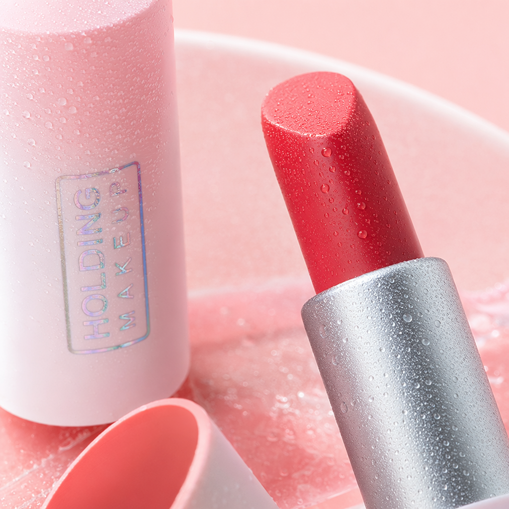A set of pink gradient lipstick tube with red cream and pink beauty egg Application Scenario
