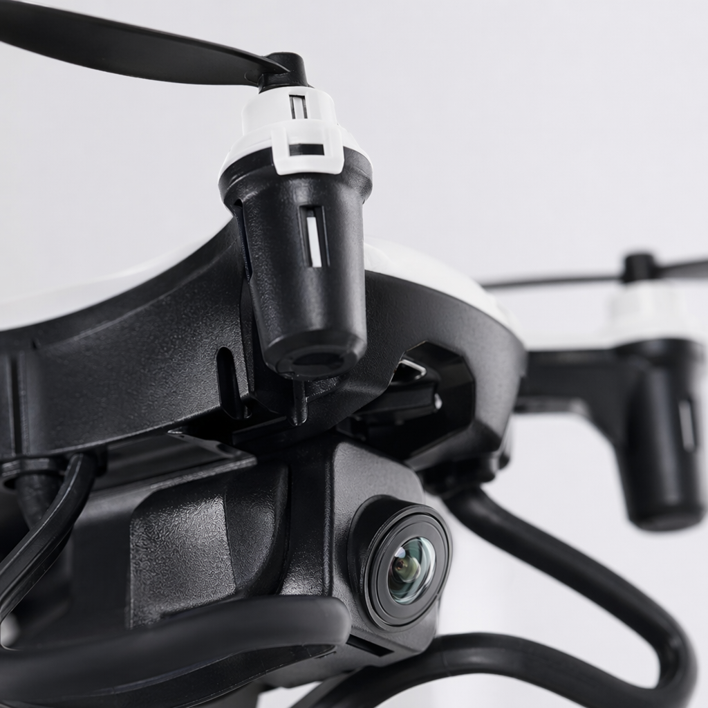 Black drone aerial photography device, 4K high-definition remote control aircraft, foldable and portable Application Scenario