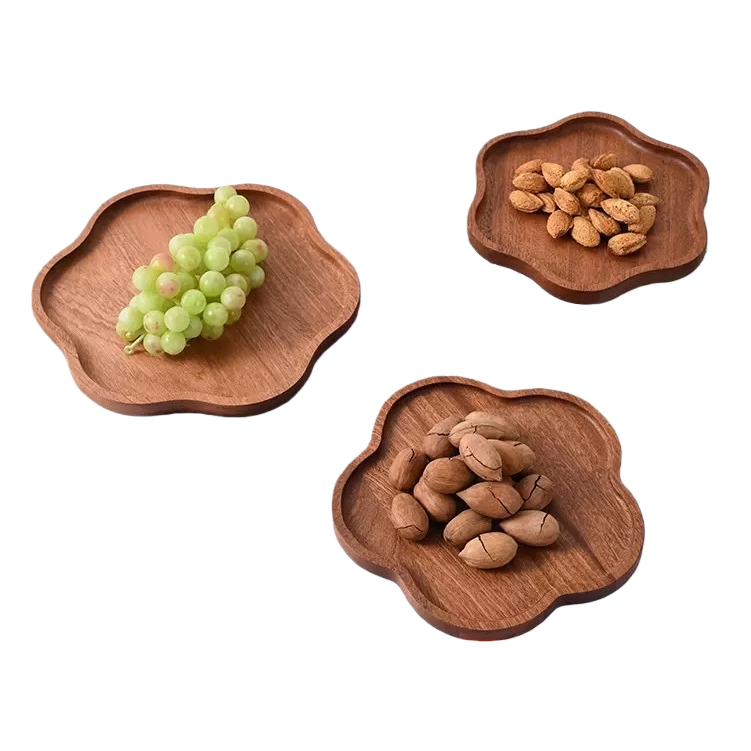 مجموعة من ثلاث قطع من بيڠن، بتلات خشبية Item Picture