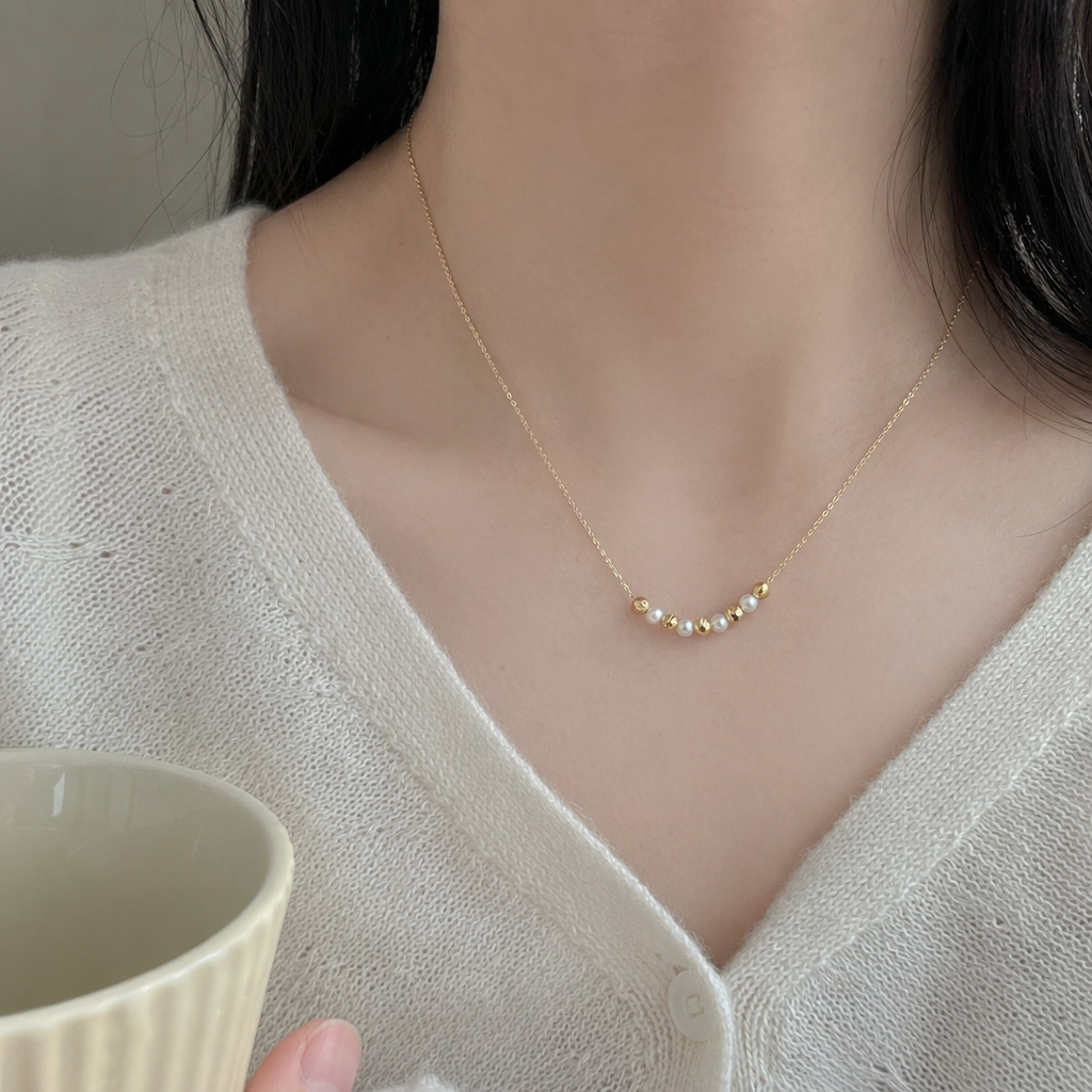 Mousse S925 silver jewelry gold chain necklace with white pearls and gold bead jewelry hanging card packaging details Picture
