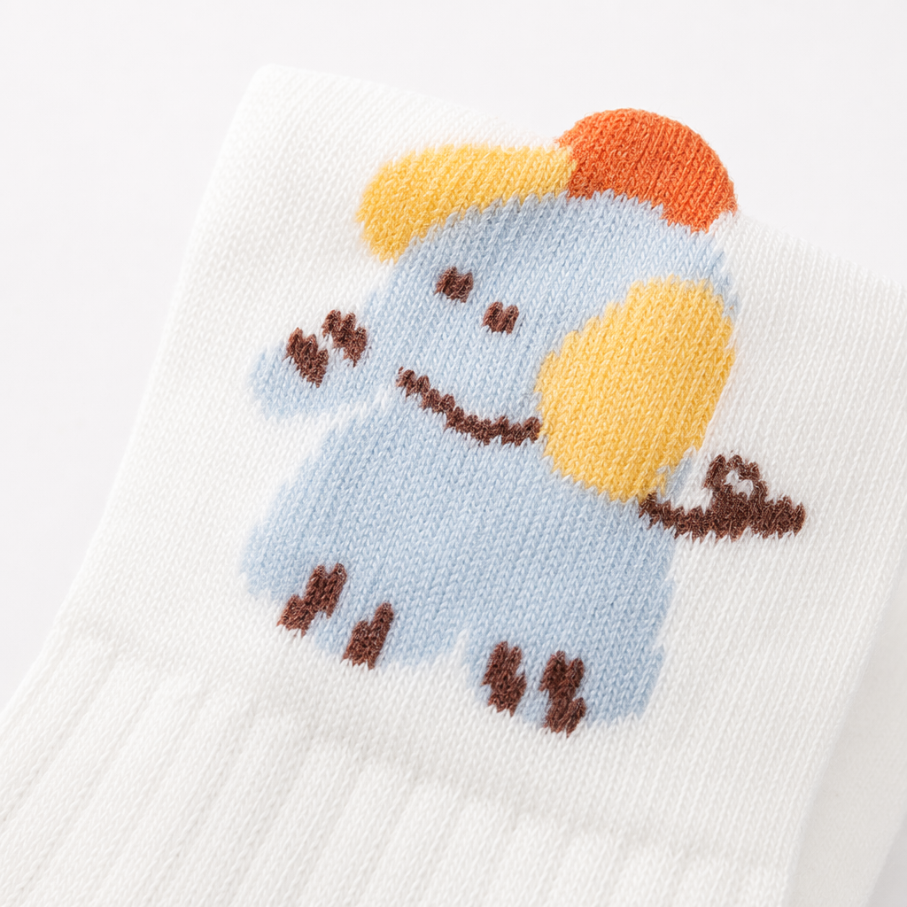 White Cartoon Elephant-Patterned Cotton Socks For Both Men And Women, Comfortable And Breathable Application Scenario