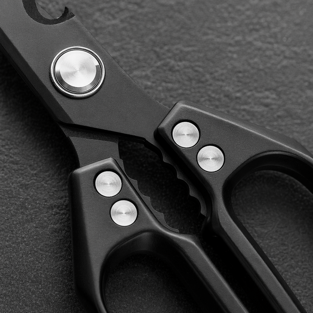 Black kitchen scissors, stainless steel household multi-functional kitchen scissors Application Scenario