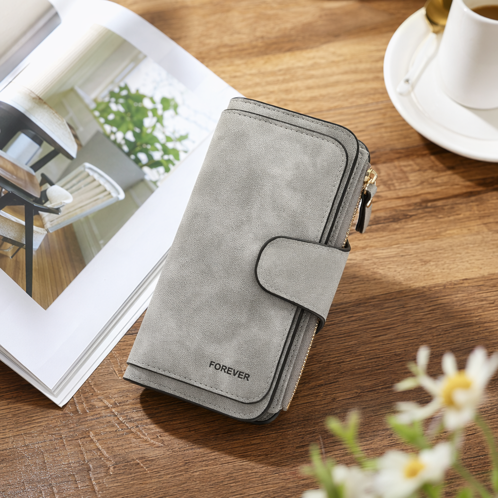 A simple and stylish men's business wallet with long grey genuine leather details Picture