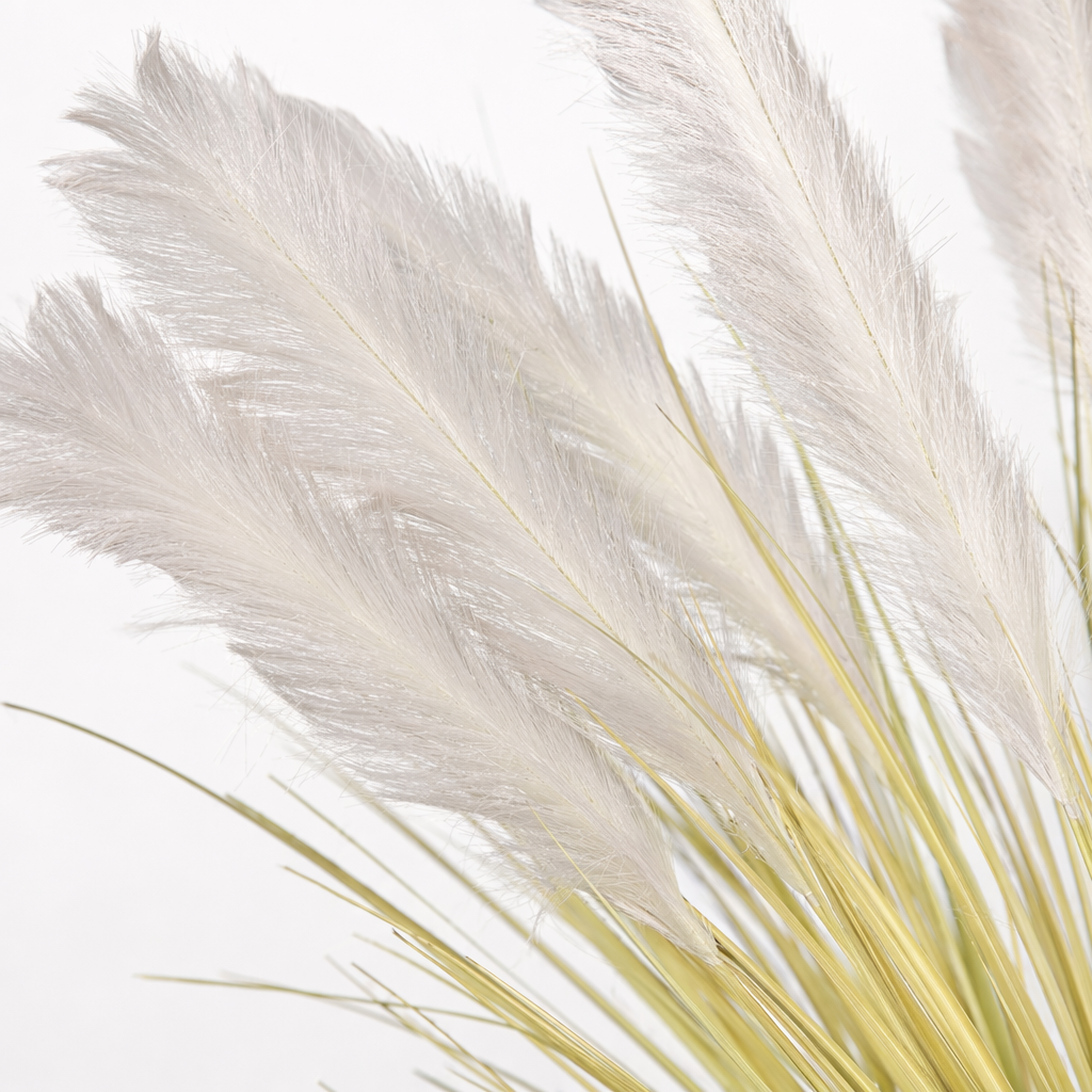 White feather grass bunches for decorative items, home soft furnishings, Nordic style, creative dried flowers for living rooms and bedrooms Application Scenario
