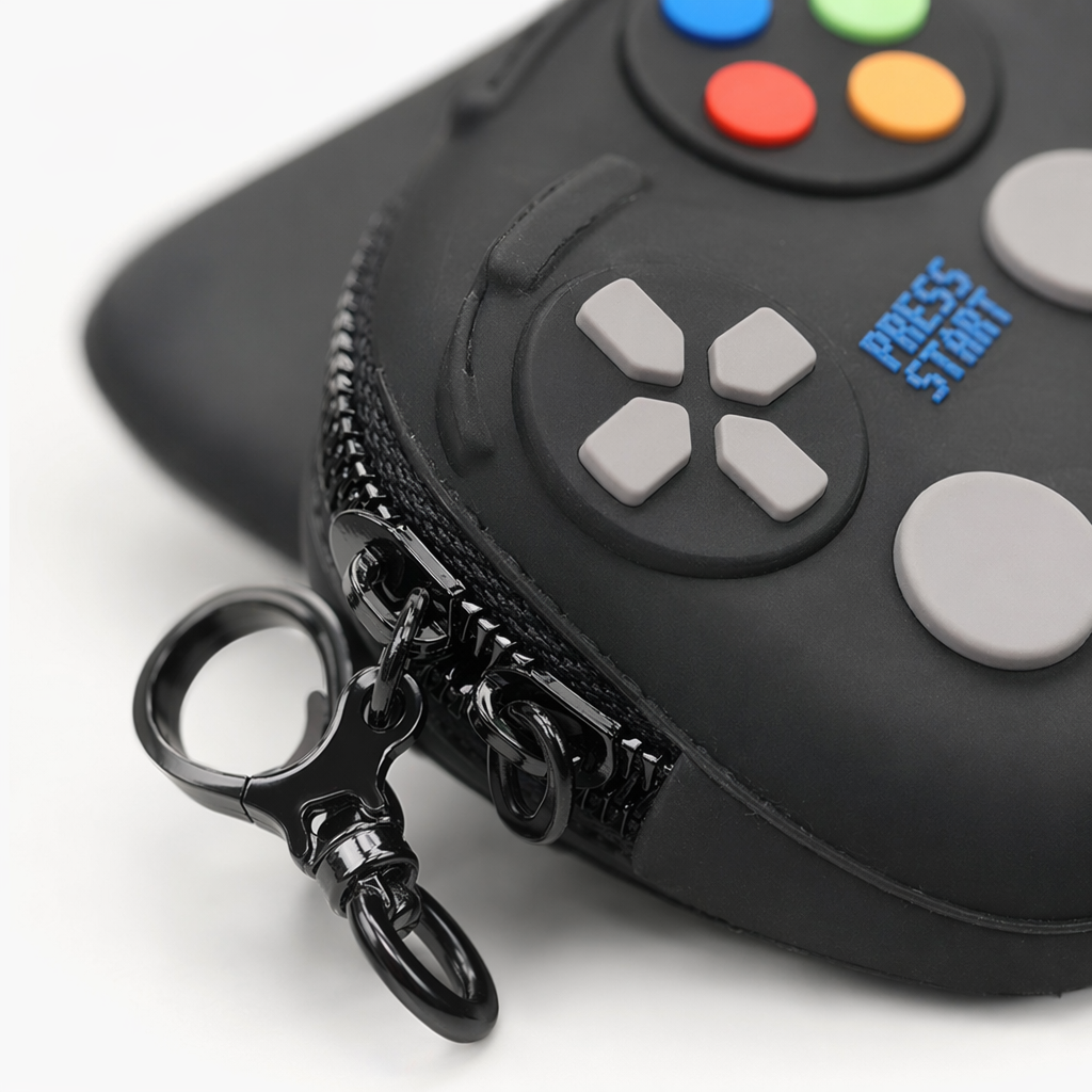 Black gamepad-shaped keychain, a unique and trendy pendant, suitable for both men and women Application Scenario