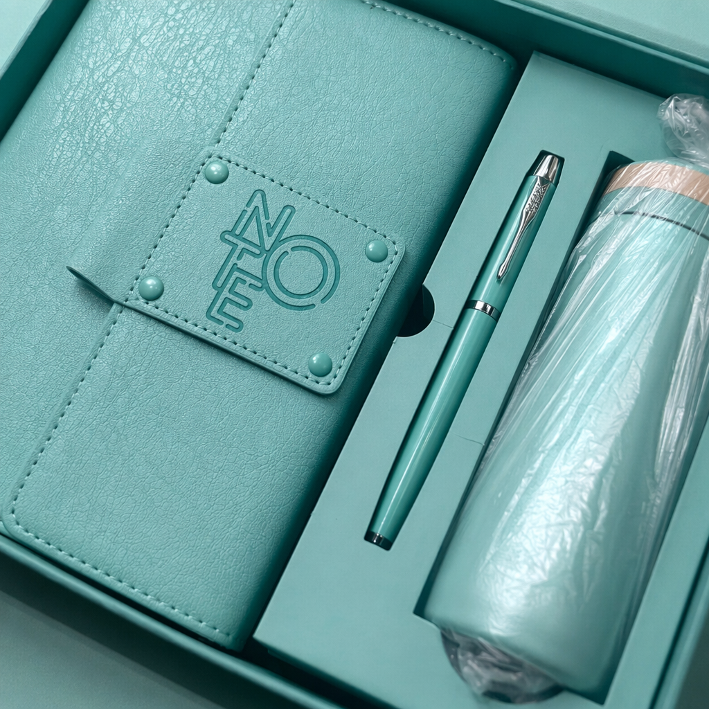 A light green gift box set of notebook, pen and thermos cup, three pieces Application Scenario