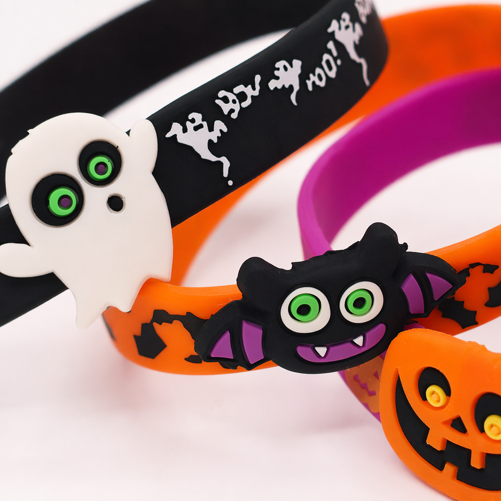 Colorful Halloween ghost bat pumpkin shaped plastic wristband Application Scenario