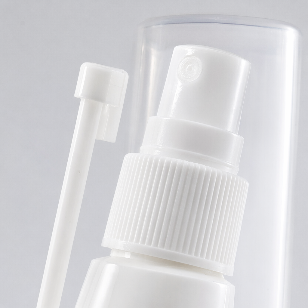 Pet oral spray in a green packaging box with a white spray bottle Application Scenario