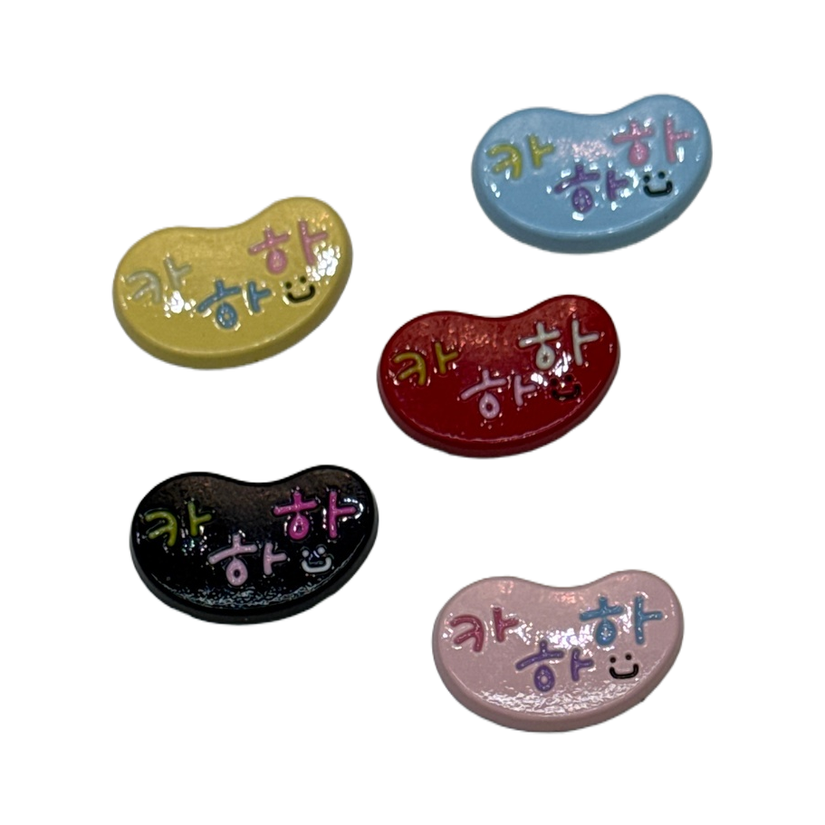 Colorful bean-shaped badges with a metallic texture, cute and fun, and personalized pin decoration Item Picture
