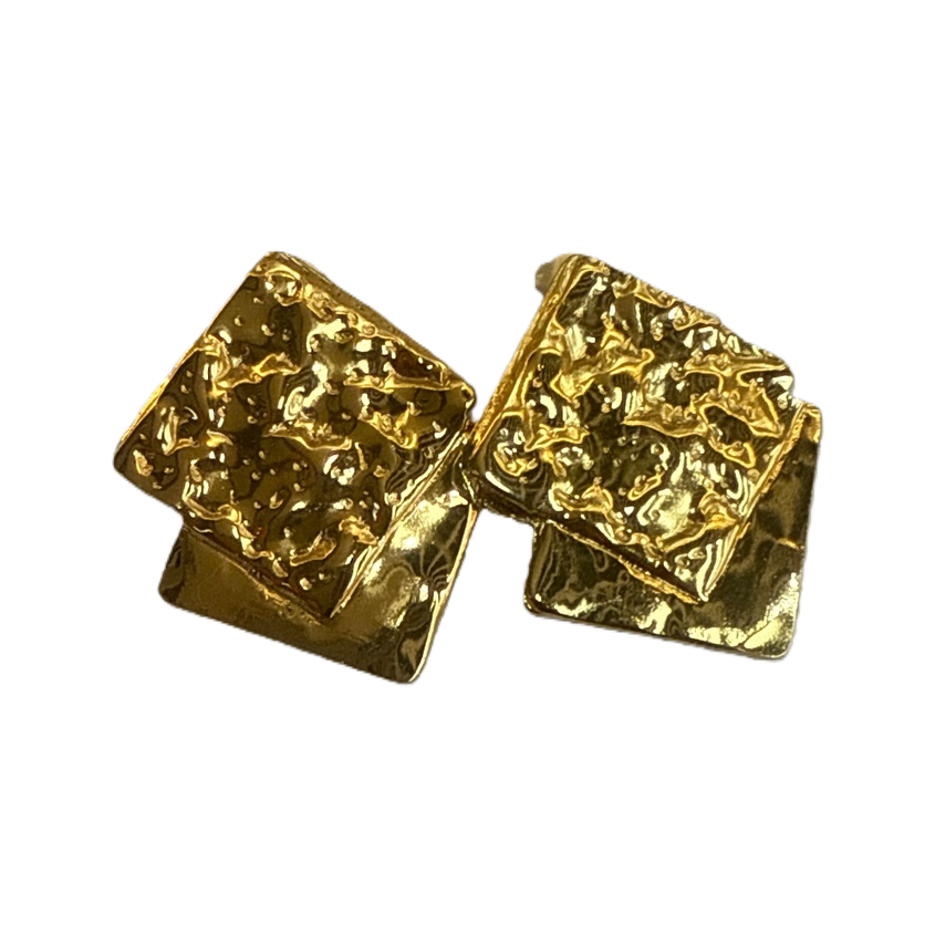 Golden square stud earrings are fashionable, simple and versatile earrings, a light luxury accessory for women Item Picture