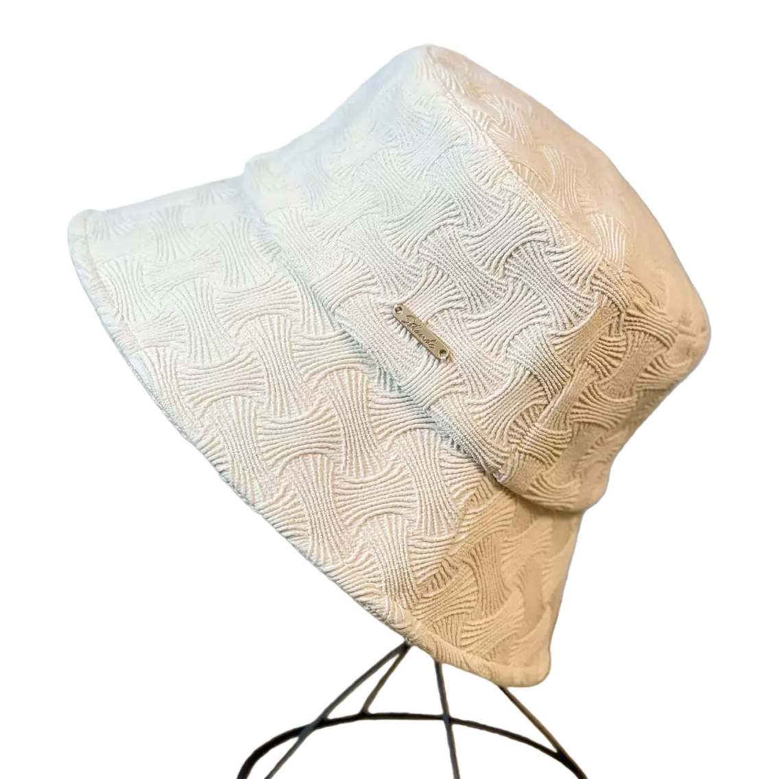 The off-white textured fisherman's hat is casual and versatile, providing sun protection and shade for both men and women Item Picture