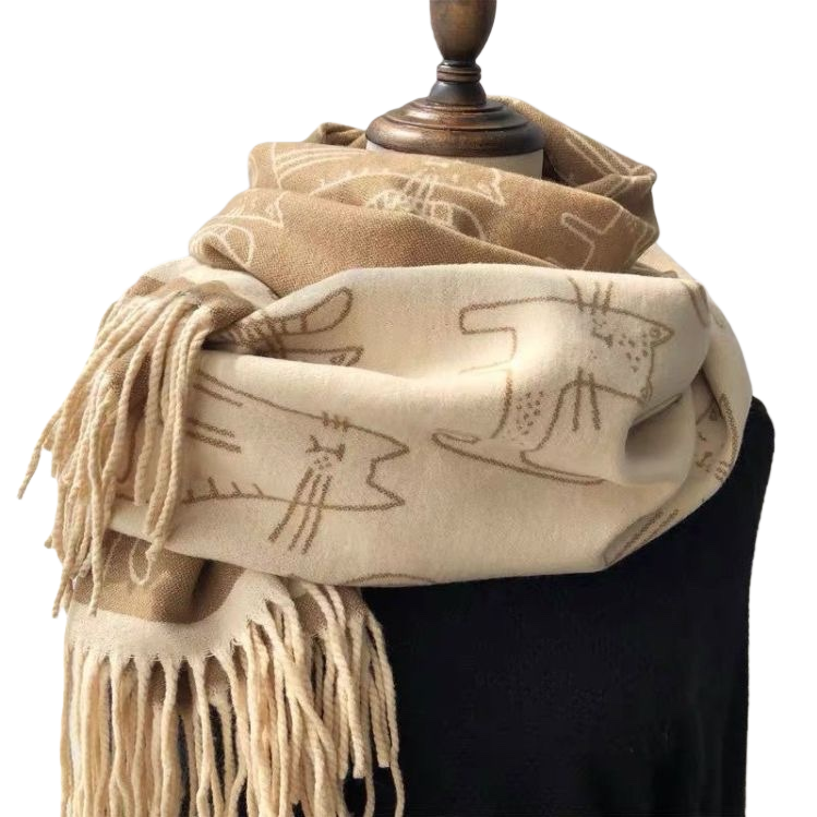 The beige cat-patterned pure cotton scarf is warm in autumn and winter, fashionable and versatile for women Item Picture
