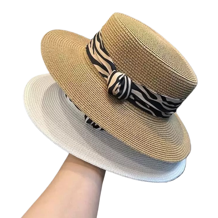 A beige straw hat with a zebra-striped ribbon for summer Item Picture