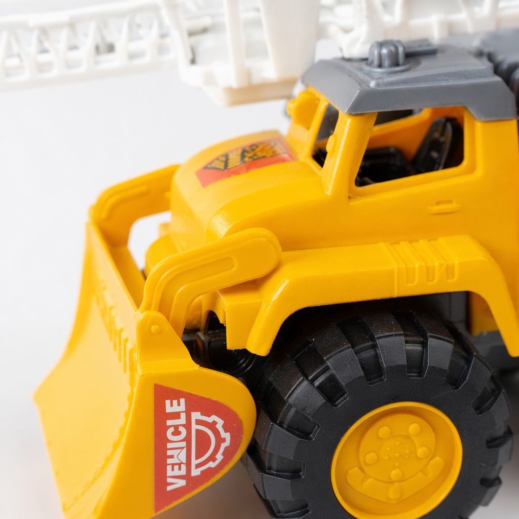 Colorful fire engine children's educational toy simulation sound and movement model Application Scenario