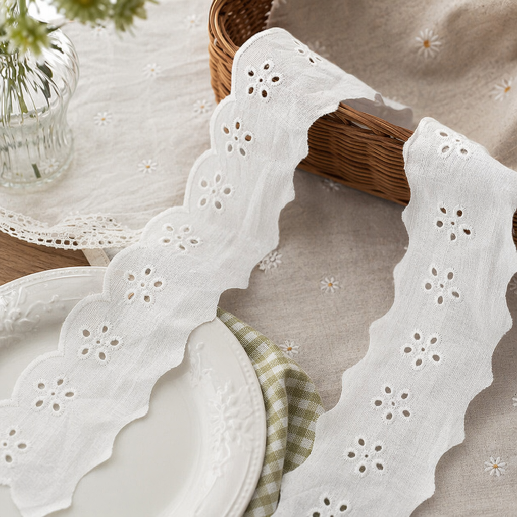 White lace lace, pure cotton wide-edge decorative fabric lace details Picture