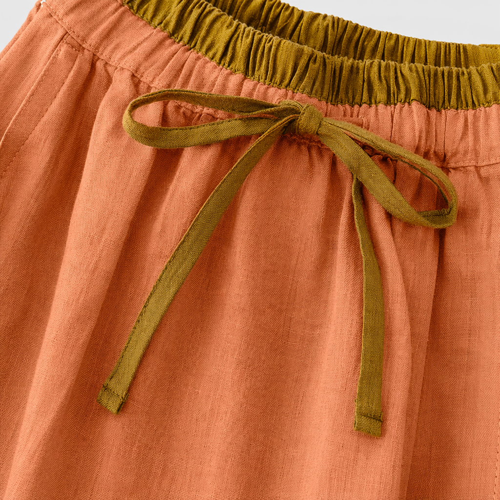 A new orange long dress for women in summer, a slimming and waist-cinching A-line dress with a flowing and flowing silhouette Application Scenario