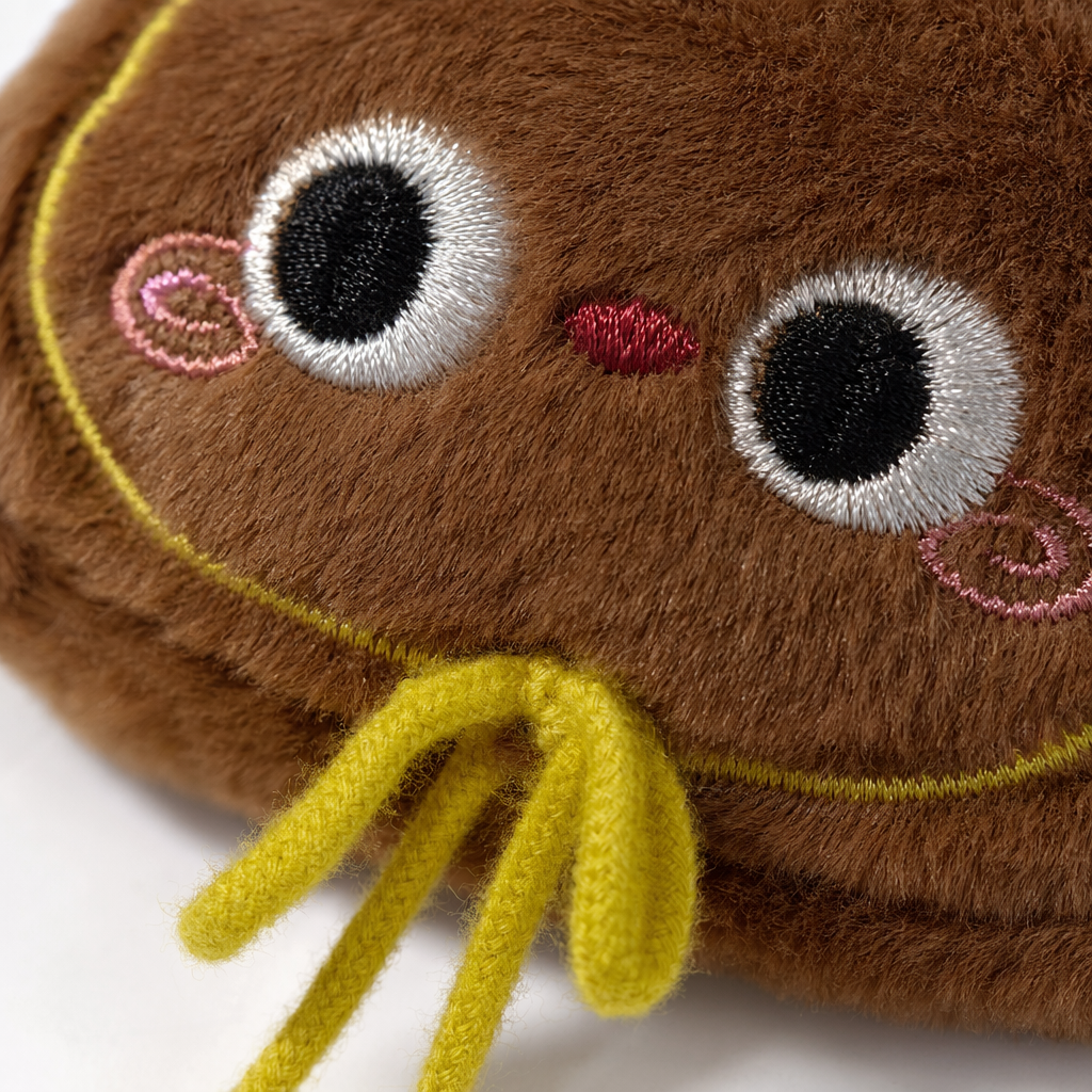 Brown plush cat head pendant, cute and adorable pet home decoration keychain, car hanging accessory Application Scenario