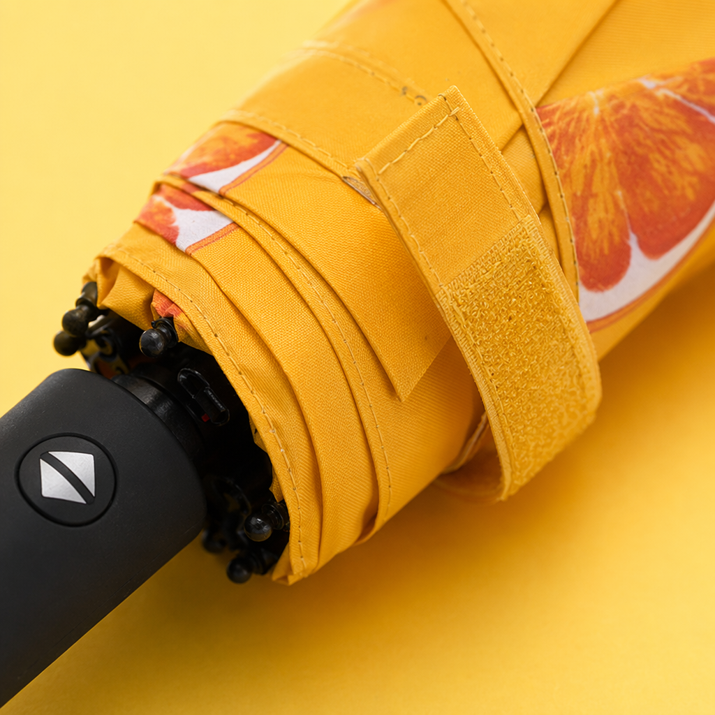 Yellow orange patterned umbrella, 32cm steel frame, thickened canopy, waterproof and portable Application Scenario