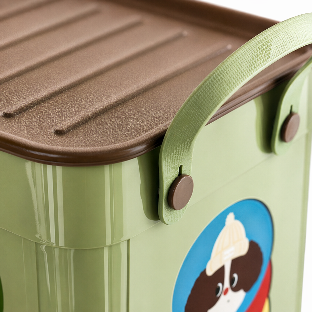 Green rectangular covered storage box for home organization and storage, large capacity, dust-proof and stackable Application Scenario