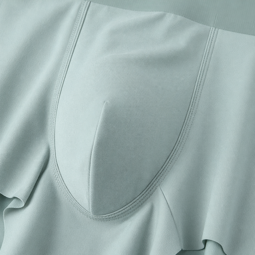 Light green pure cotton men's underwear with flat corners, comfortable and breathable basic style Application Scenario