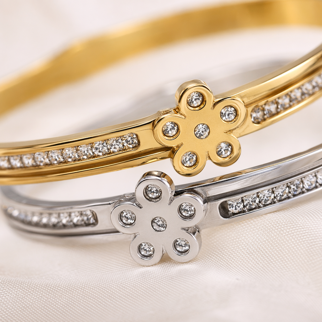 Silver and gold flower diamond-encrusted bracelet, a fashionable and light luxury ladies' jewelry Application Scenario