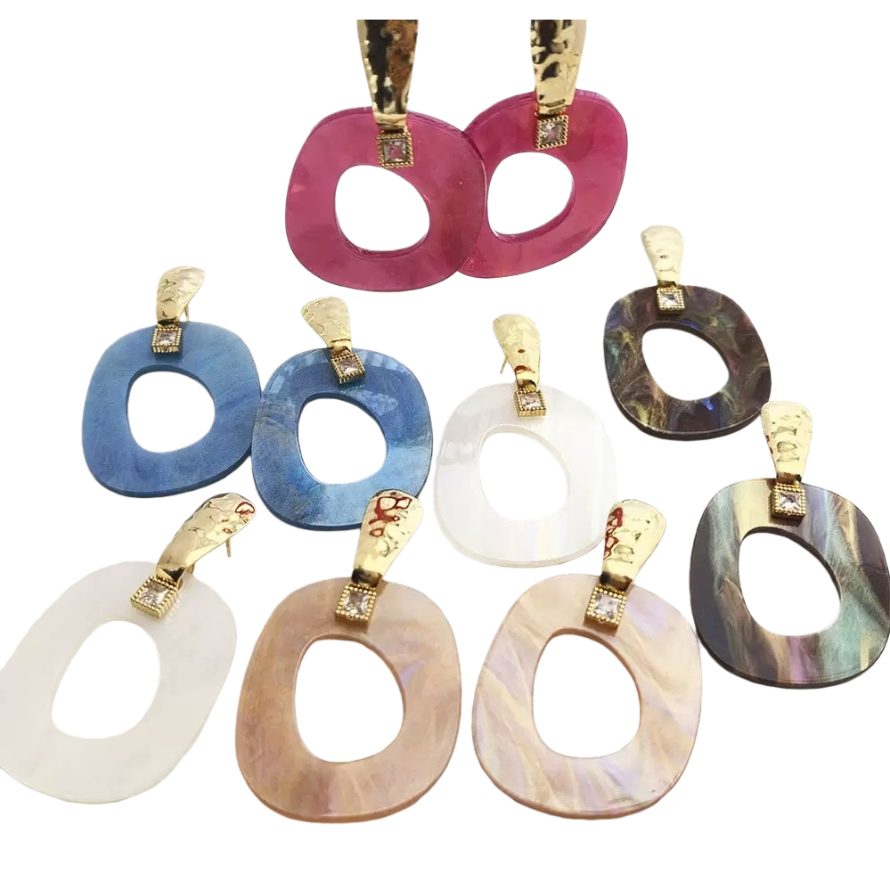 Colorful oval hollowed-out earrings with a fashionable and light luxury design feel Item Picture