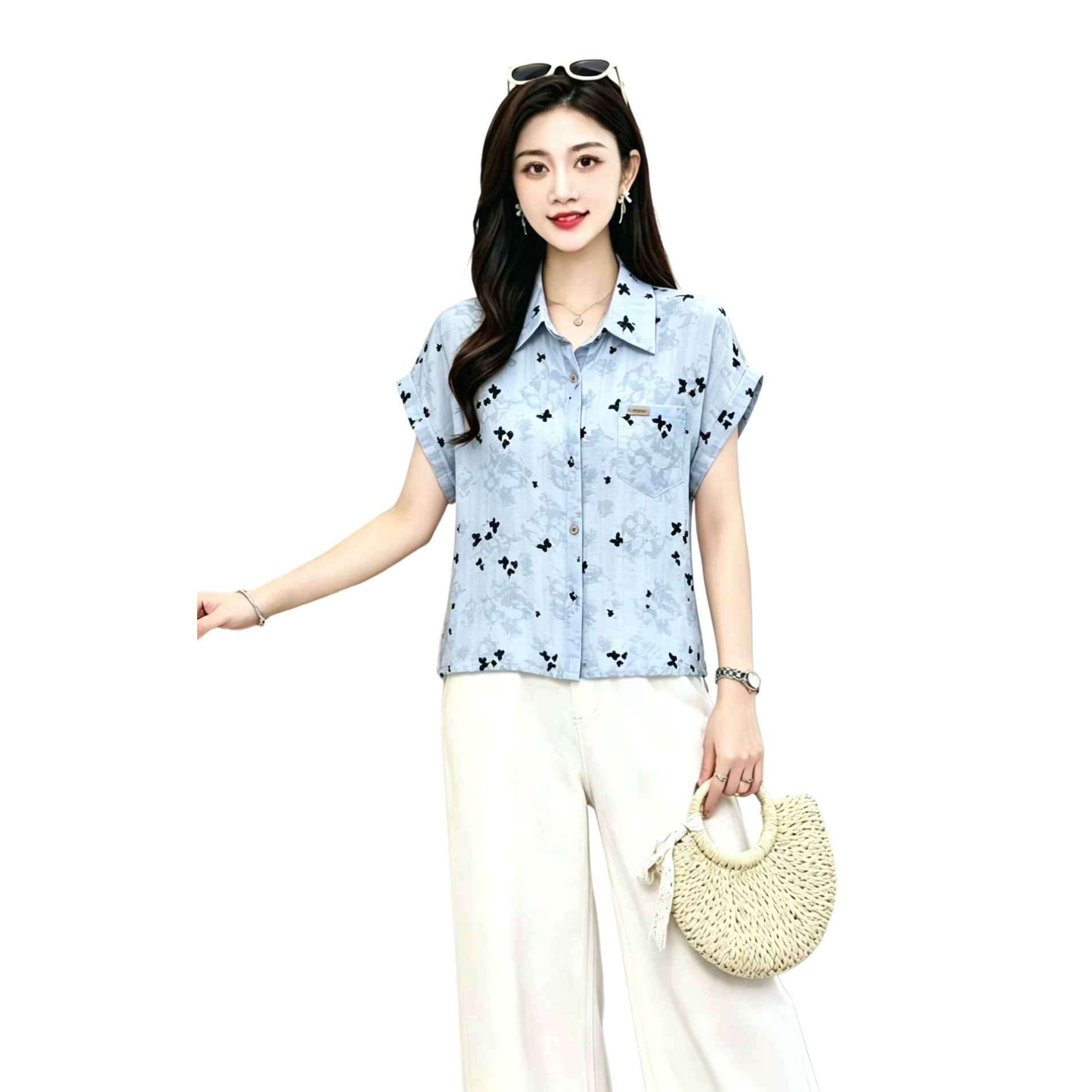 Light blue summer short-sleeved shirt Item Picture