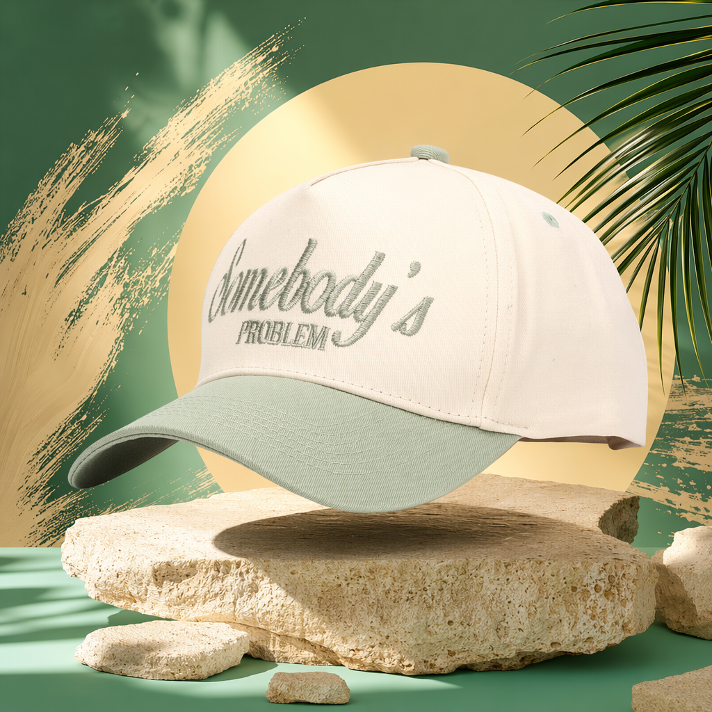 The off-white and light green color-matched baseball cap is a unisex casual and versatile sun hat Specification image
