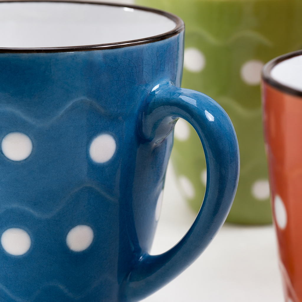 The colorful polka dot ceramic cup is a simple household water cup with a smooth glaze surface after high-temperature firing Application Scenario