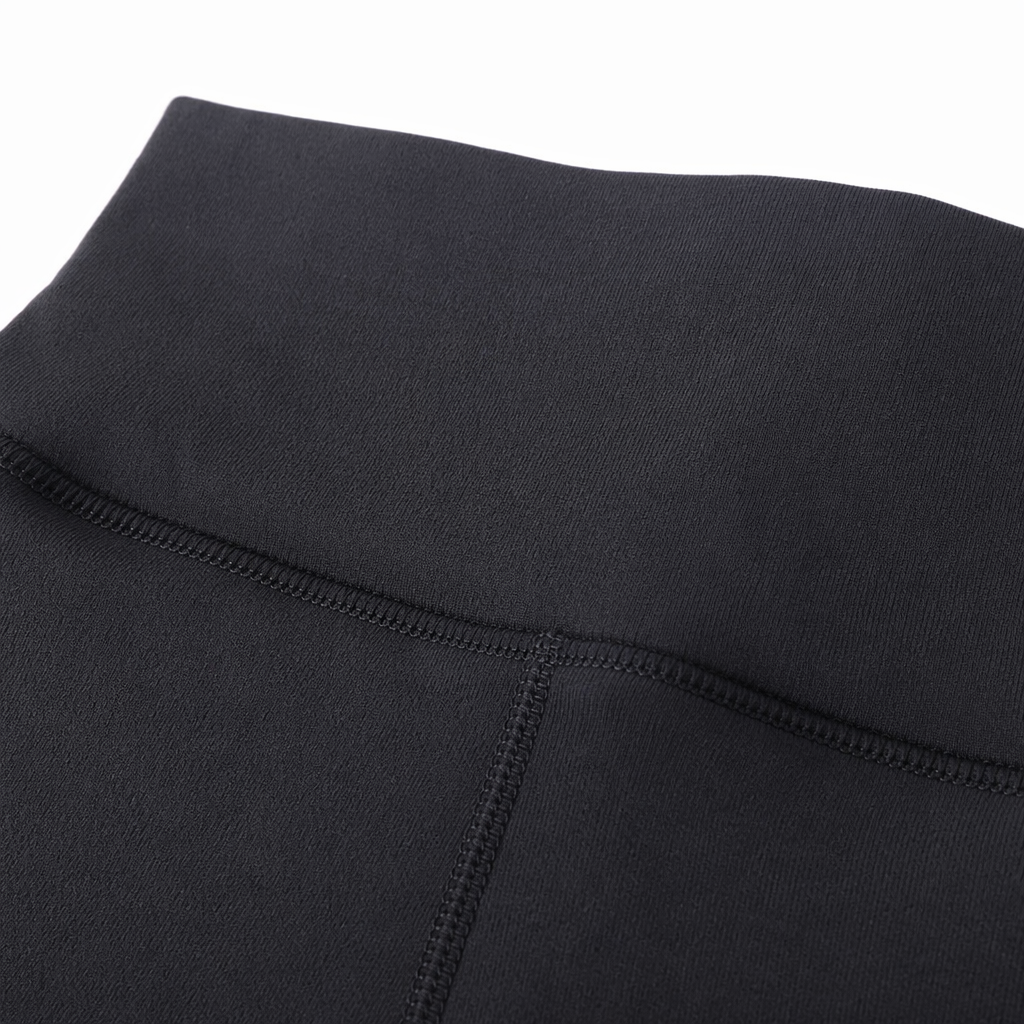 Black high-waisted slightly flared pants paired with white sports shoes are casual, slimming and versatile Application Scenario