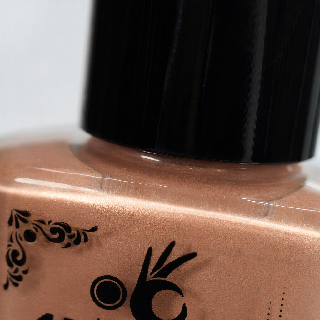 Pink nail polish bottle with a matte texture, portable nail polish storage bottle, nail art tools Application Scenario