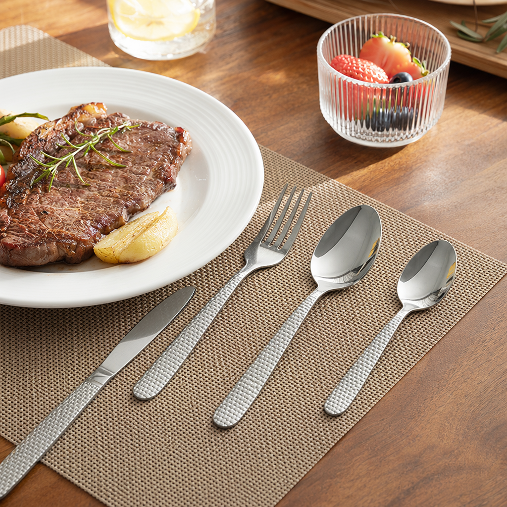 Silver tableware set with high-gloss mirror-like texture, 12-piece set for family gatherings details Picture