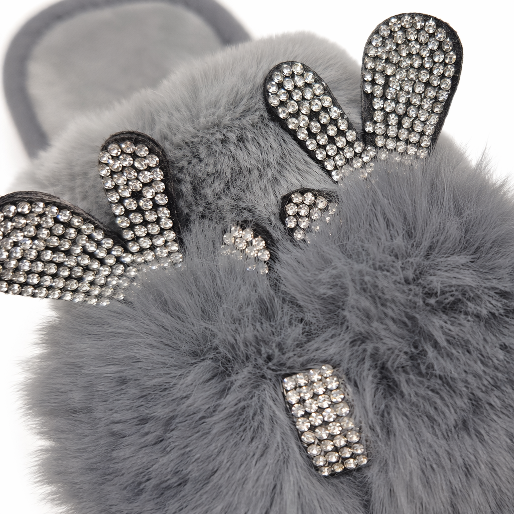 Grey plush home slippers for women, warm and thickened cotton slippers for indoor home relaxation Application Scenario