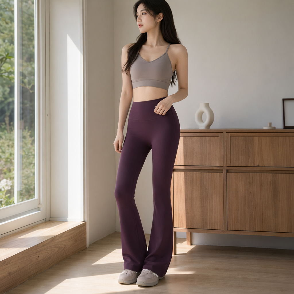 Purple high-waisted flared pants are specially designed for petite individuals, measuring 140 to 154 cm, making them look taller and slimmer details Picture