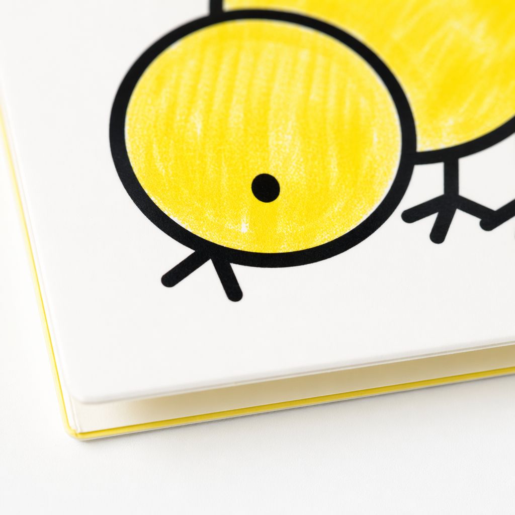 Colour children's coloring book cover white background Libro de Colorear Nivel 1 Yellow chick pattern Application Scenario