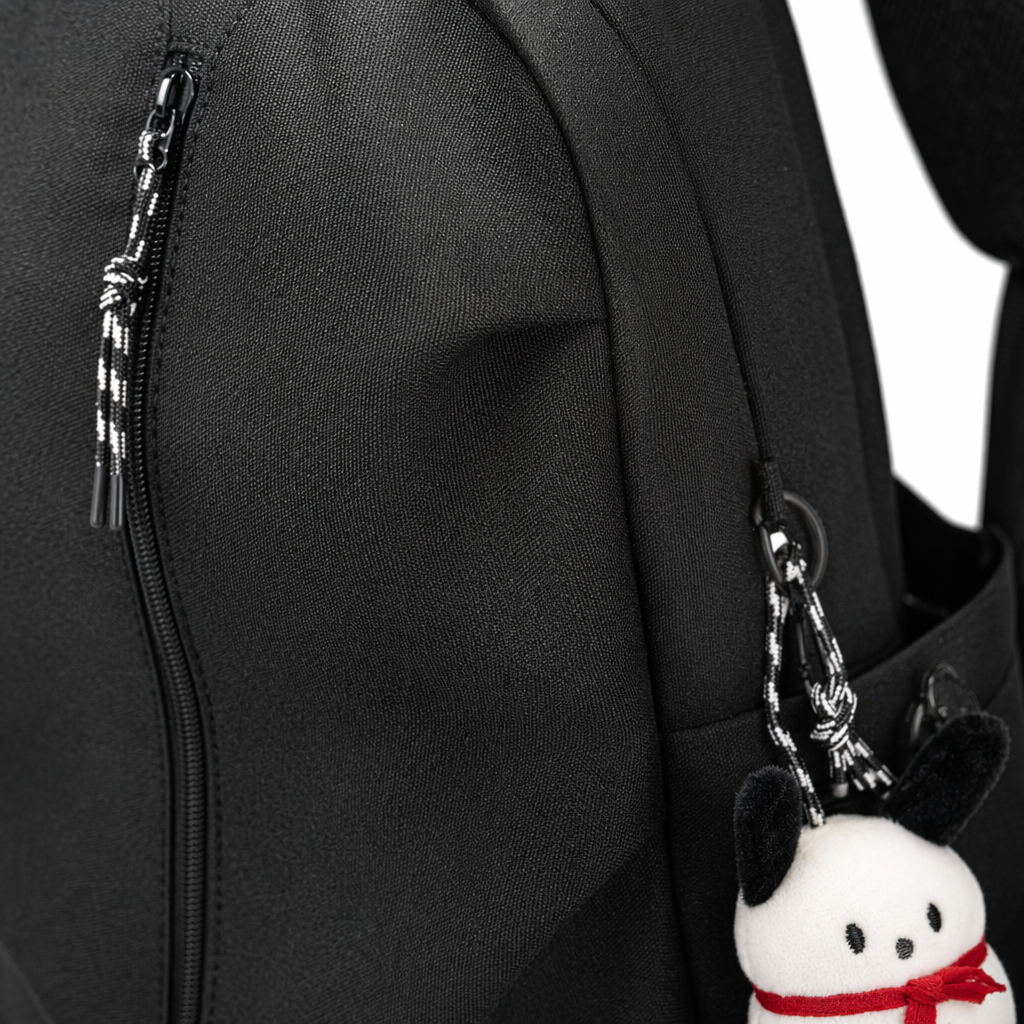 Black nylon water-resistant commuting backpack is lightweight and wear-resistant for daily travel Application Scenario
